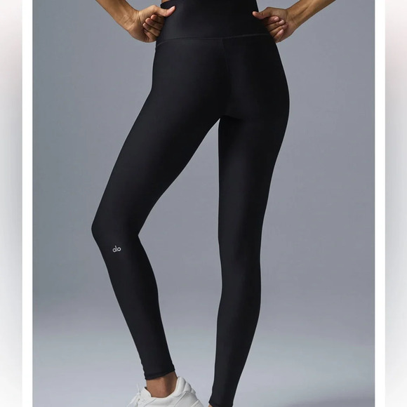 NWT Alo Yoga 7/8 High-Waist Airlift Legging - Black M - Picture 3 of 4
